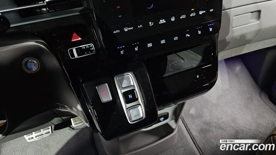 Hyundai Staria 2025 из KR, фото 9