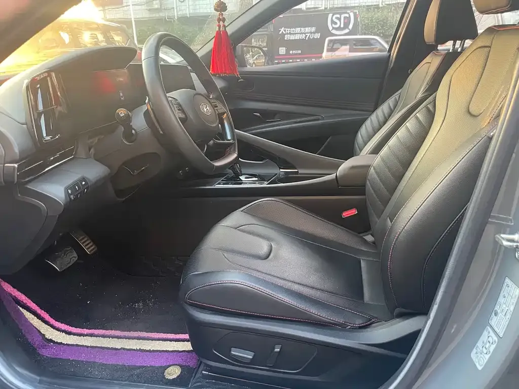 Hyundai Elantra 2021 из CN, фото 4