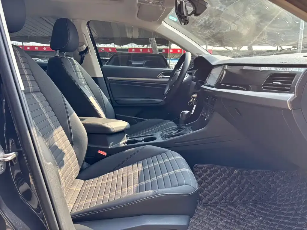Volkswagen Lavida 2021 из CN, фото 2
