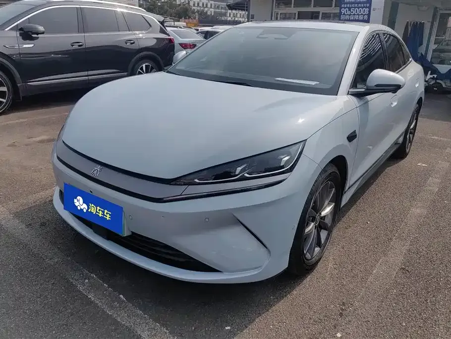 BYD Qin L — фото 1