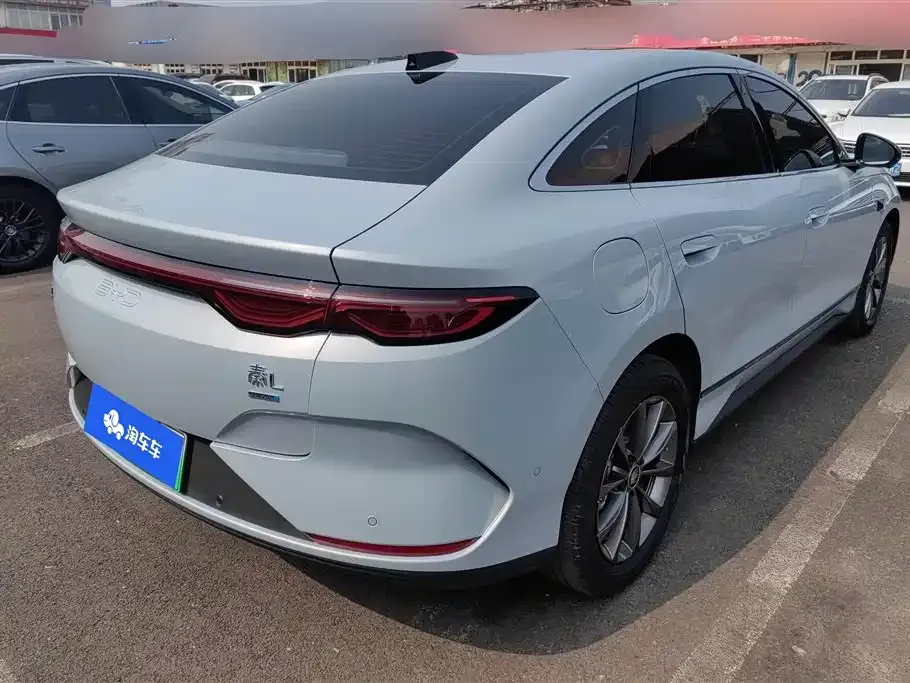 BYD Qin L — фото 8