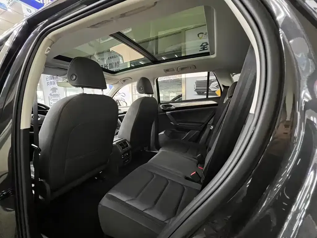 Volkswagen Tayron 2022 из CN, фото 9
