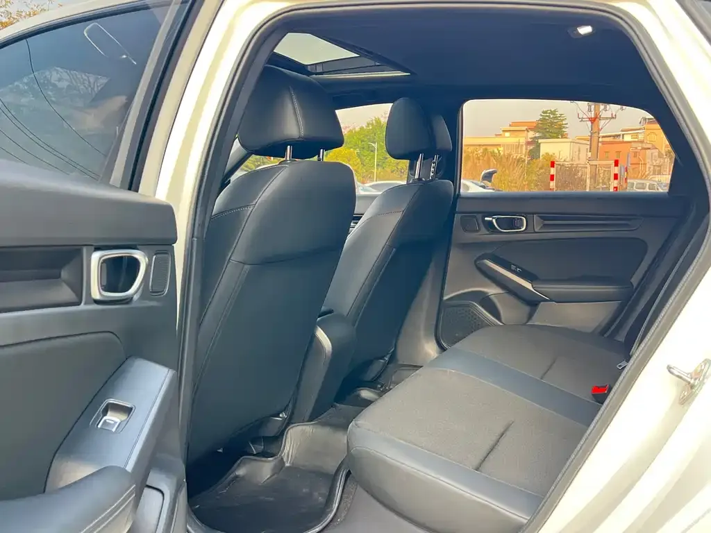 Honda Civic — фото 7