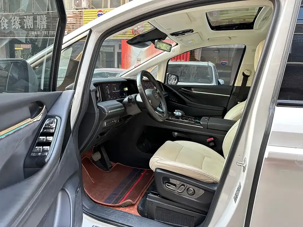 GAC Motor Trumpchi E9 — фото 9