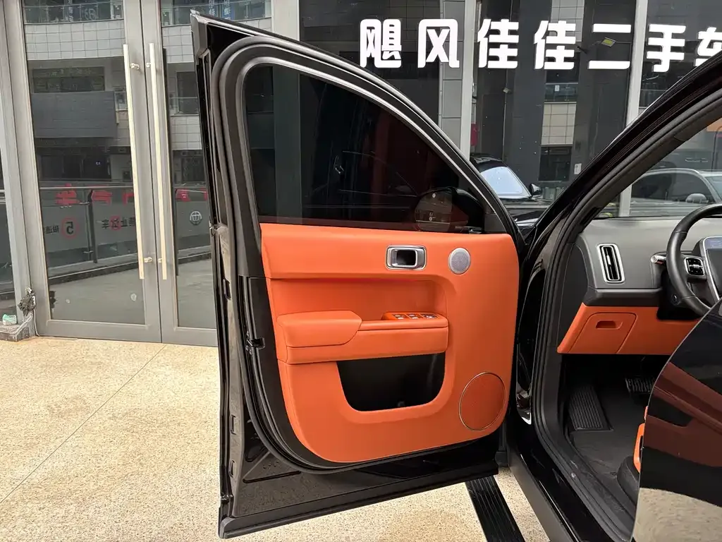 Li Auto L8 2024 из CN, фото 5