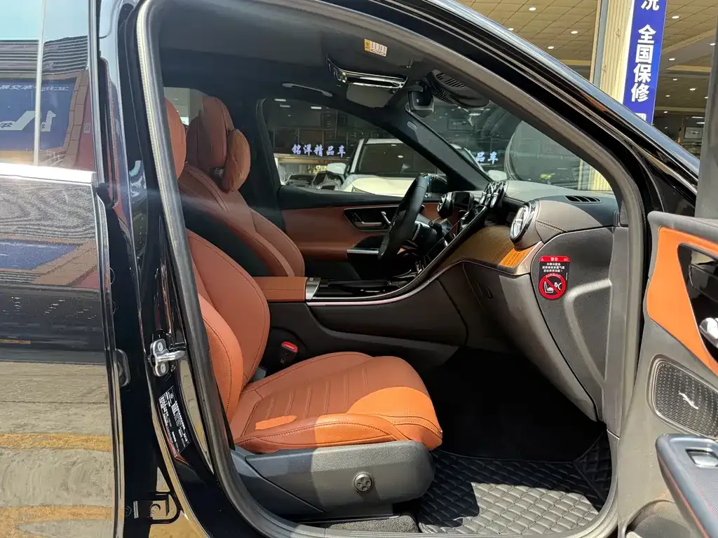 Mercedes-Benz GLC 2023 из CN, фото 2