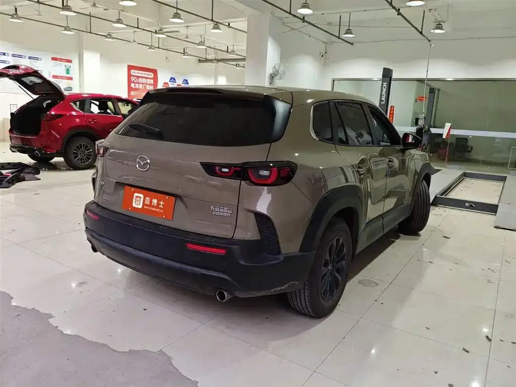 Mazda CX-50 2023 из CN, фото 6