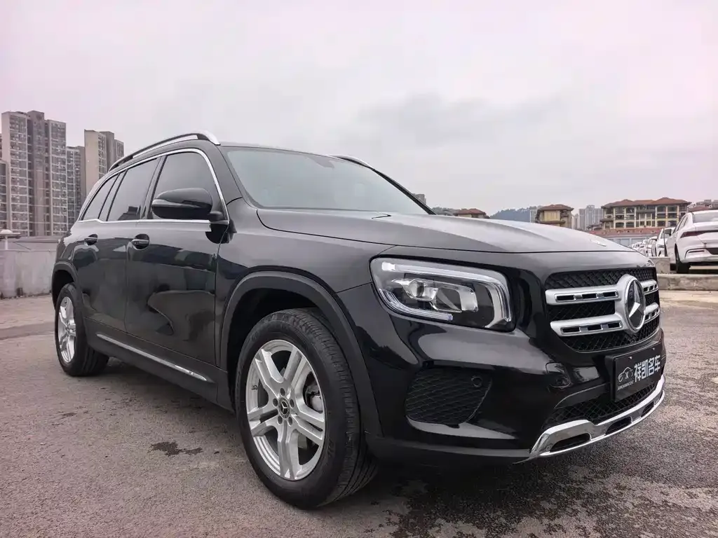 Mercedes-Benz GLB — фото 3