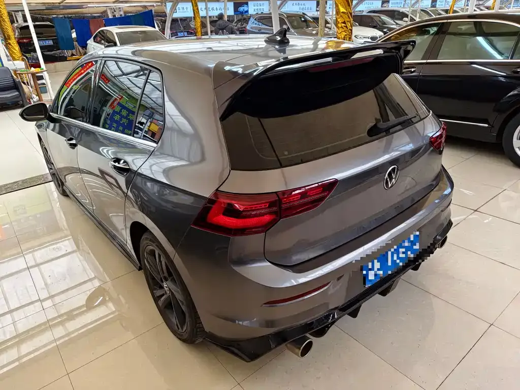 Volkswagen Golf 2023 из CN, фото 6
