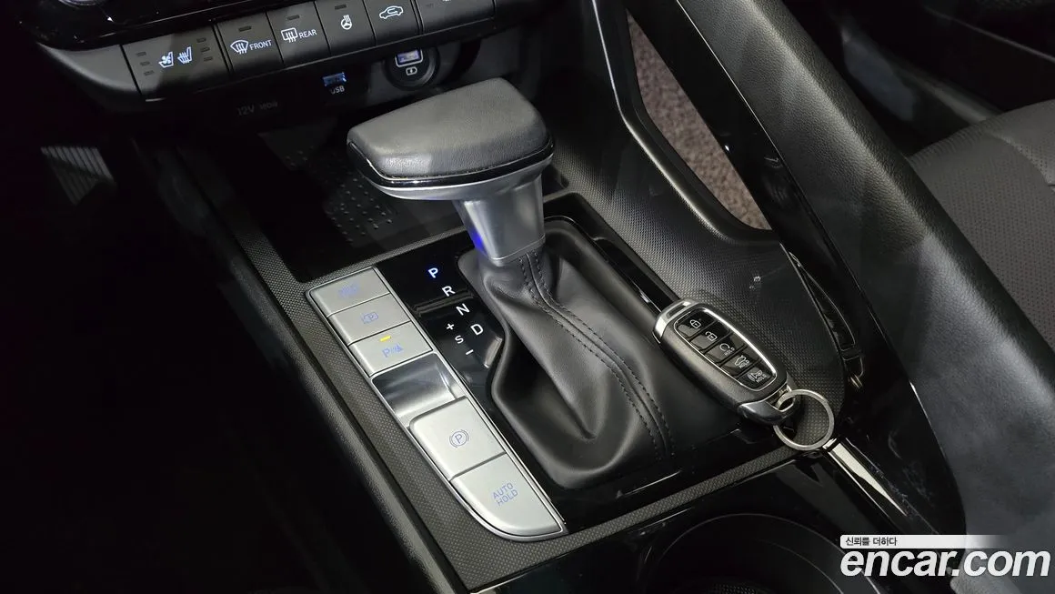Hyundai AVANTE 2021 из KR, фото 4