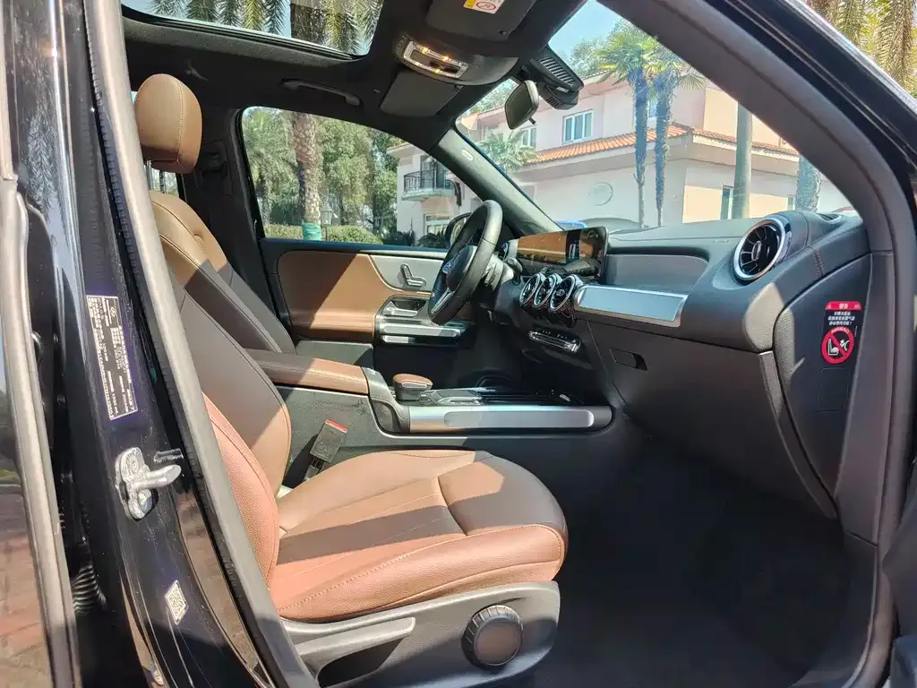 Mercedes-Benz GLB 2023 из CN, фото 7