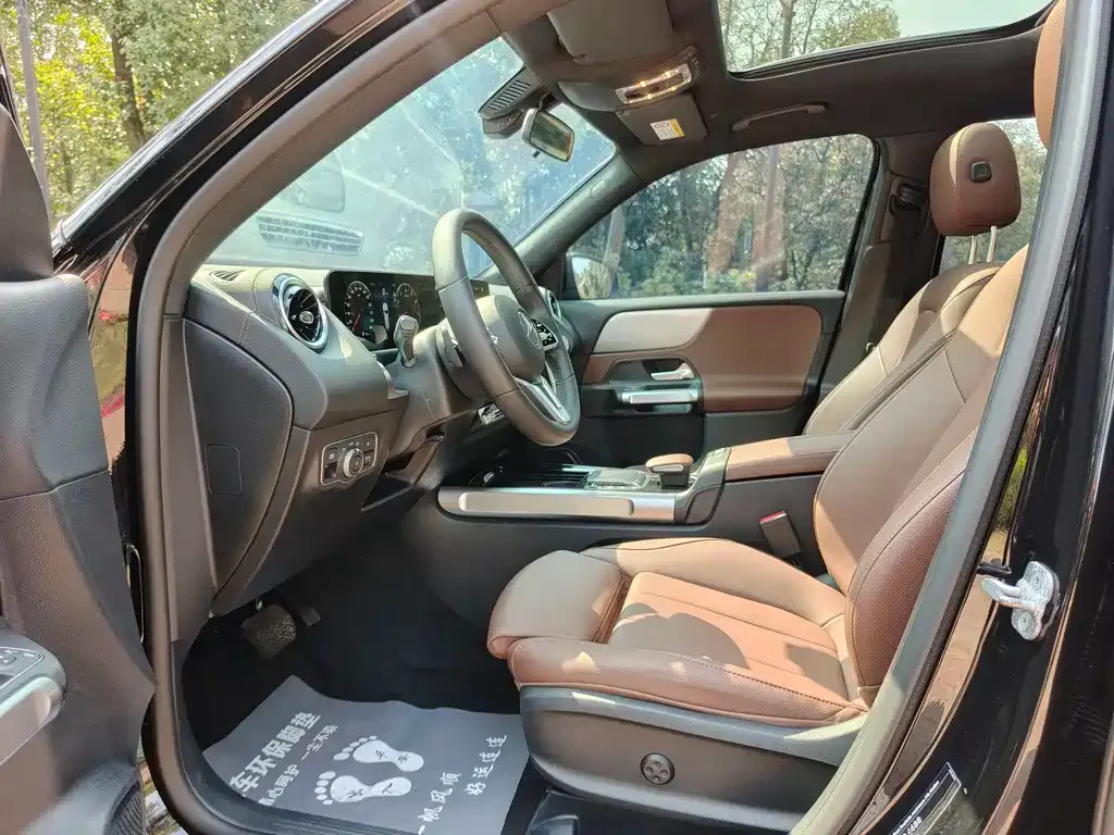 Mercedes-Benz GLB 2023 из CN, фото 4