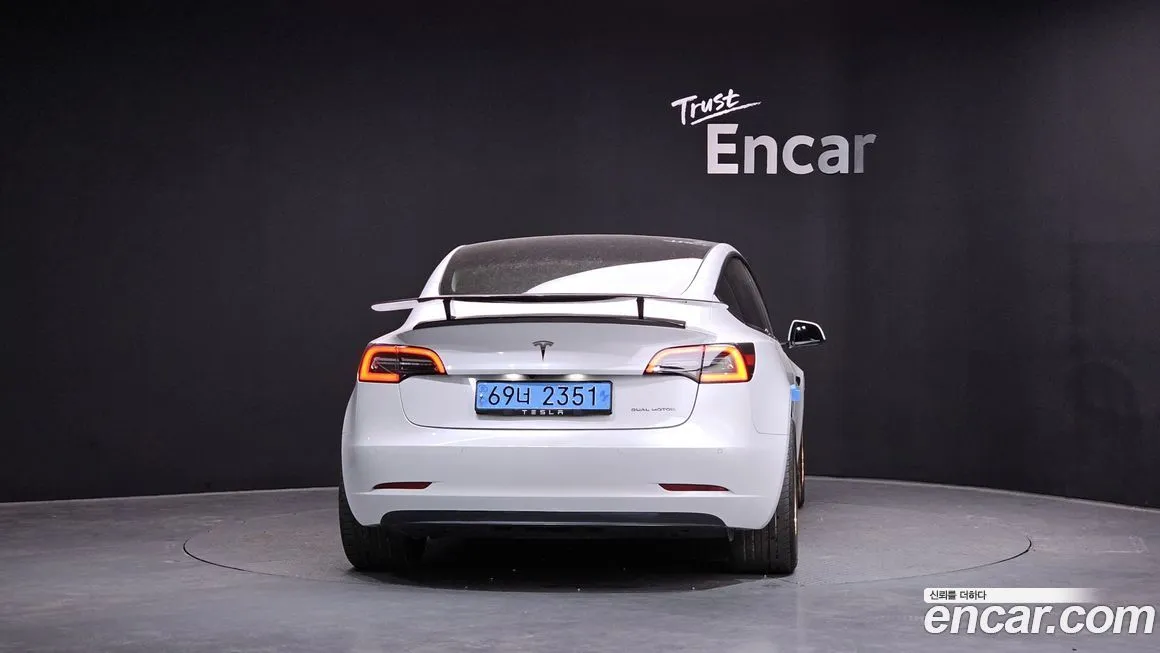 Tesla Model 3 2021 из KR, фото 3