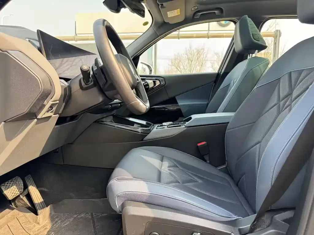 BMW X3 2025 из CN, фото 9