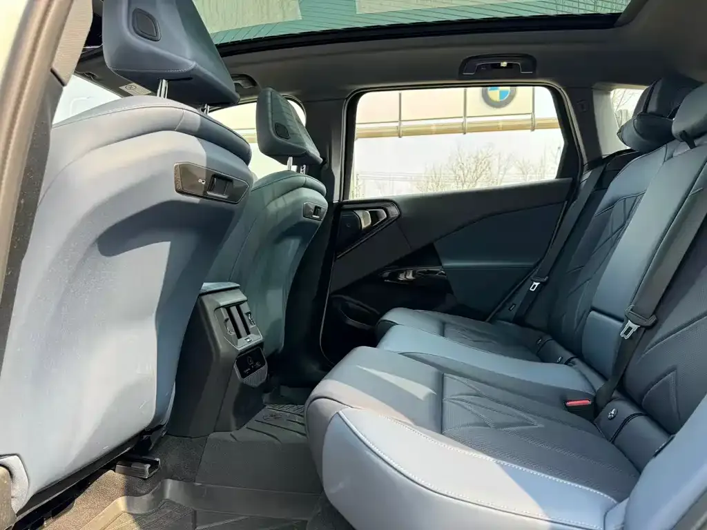 BMW X3 2025 из CN, фото 6