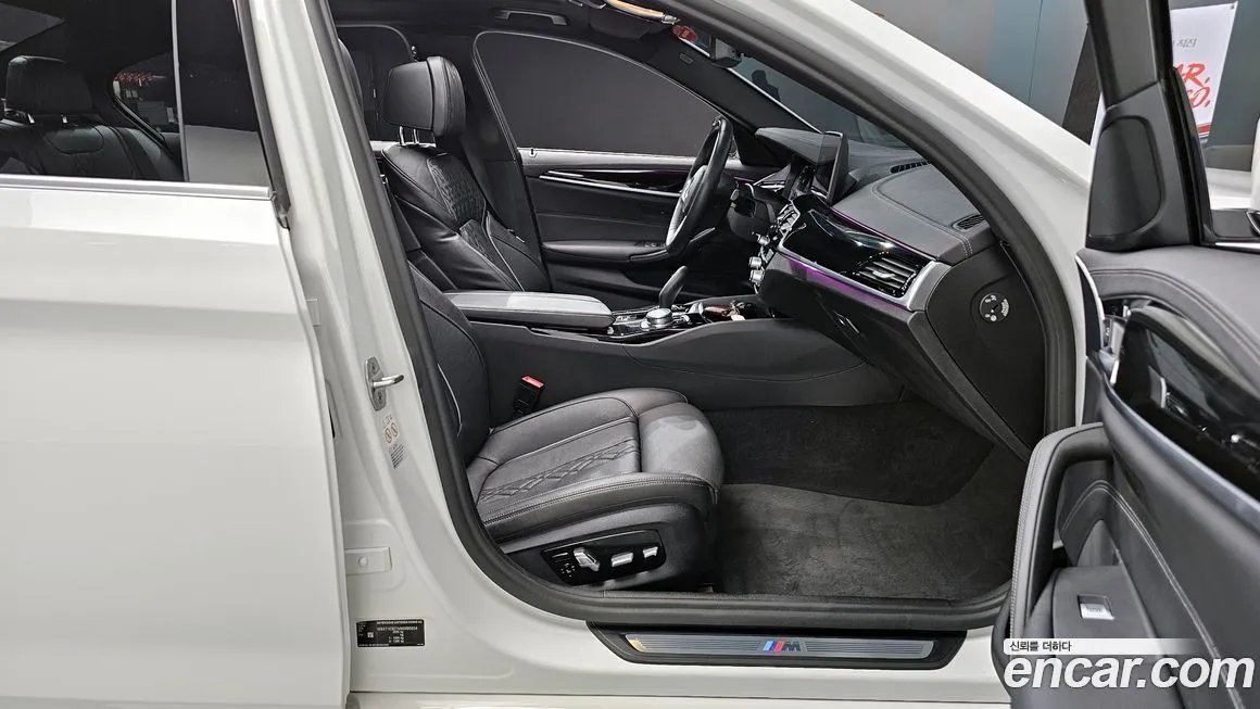 BMW 5-Series 2021 из KR, фото 2