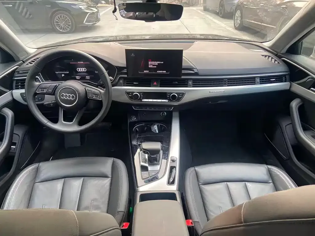 Audi A4 (Import) 2023 из CN, фото 2