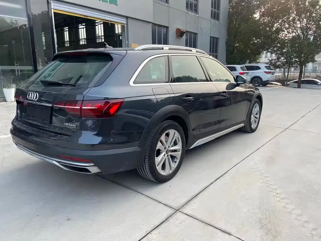 Audi A4 (Import) 2023 из CN, фото 4