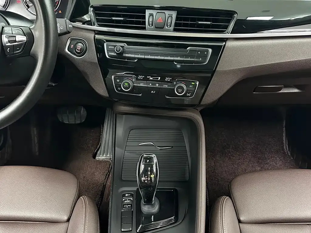BMW X1 2021 из CN, фото 6