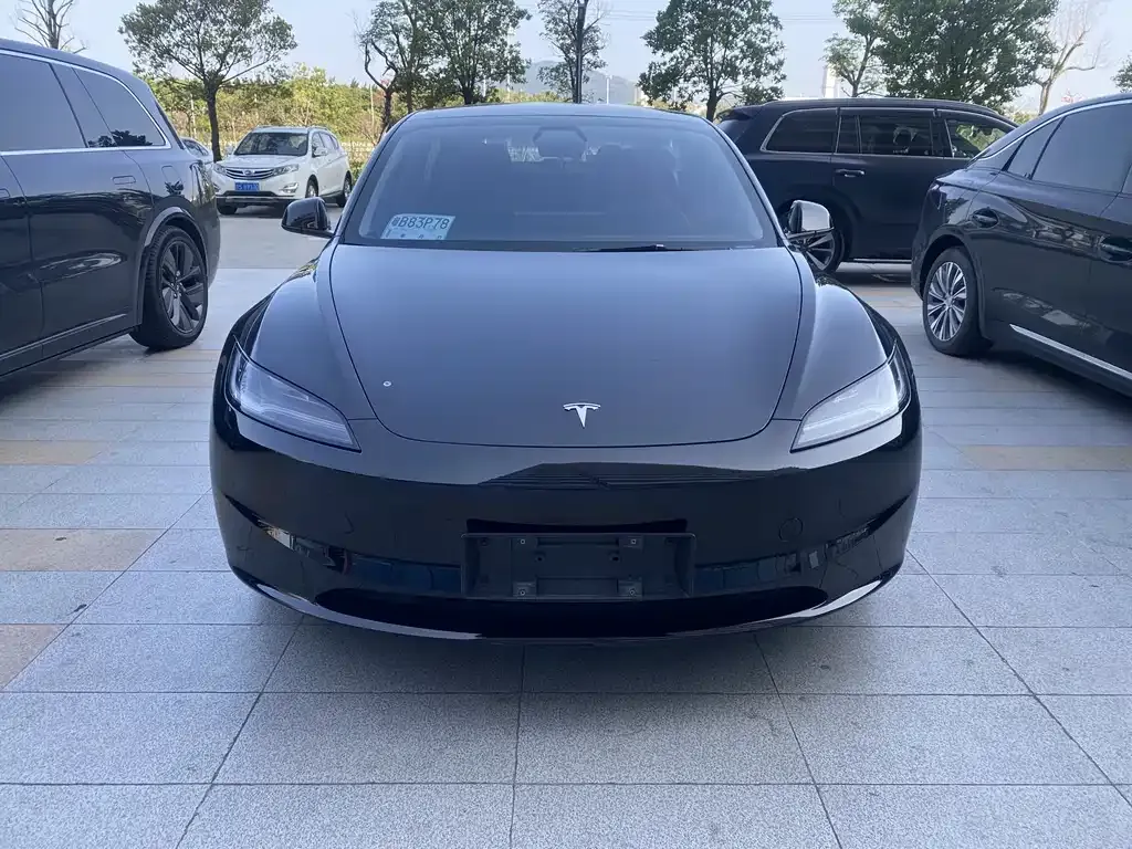 Tesla Model 3 2023 из CN, фото 9
