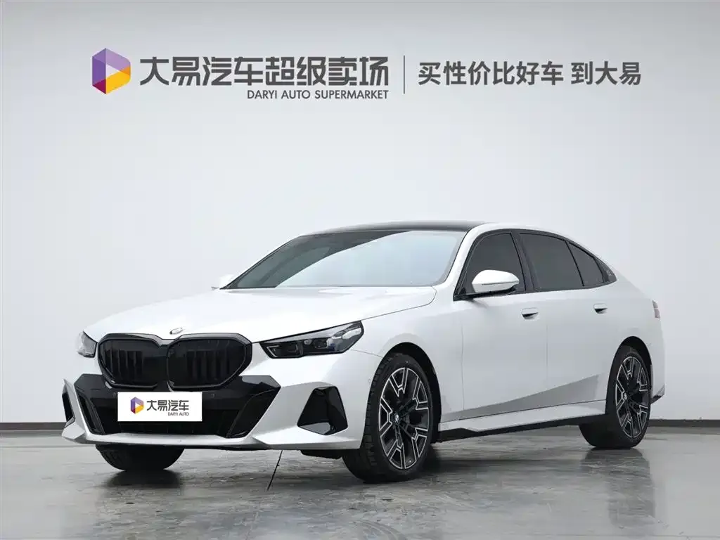 BMW 5 Series 2026 из CN, фото 1