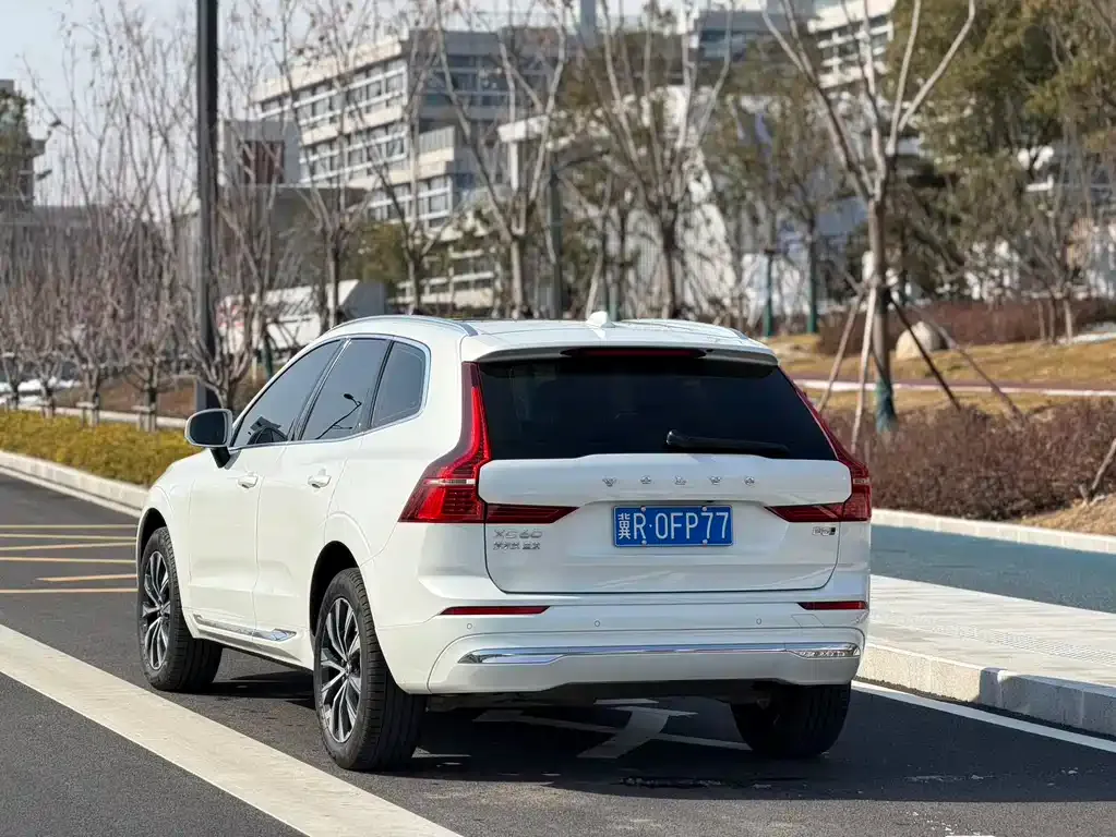 Volvo XC60 2024 из CN, фото 10