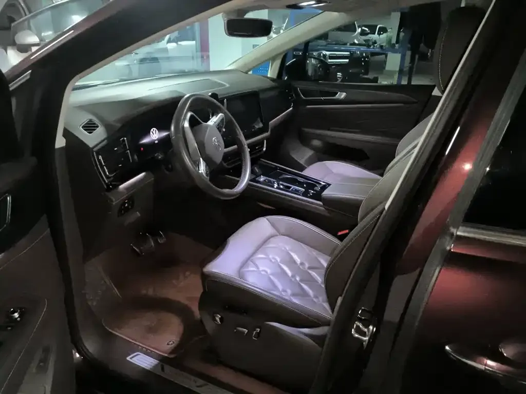 Volkswagen Viloran 2022 из CN, фото 9