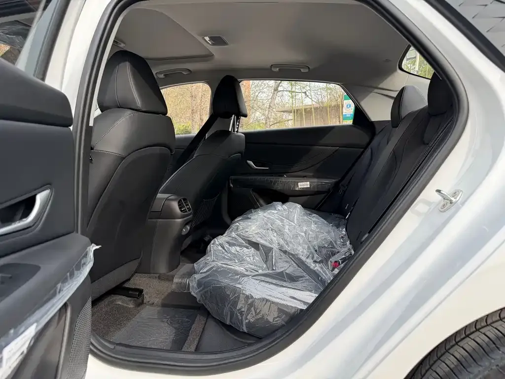 Hyundai Elantra 2026 из CN, фото 5