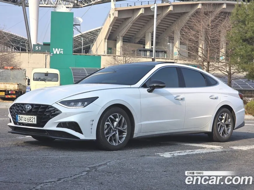 Hyundai Sonata 2022 из KR, фото 1