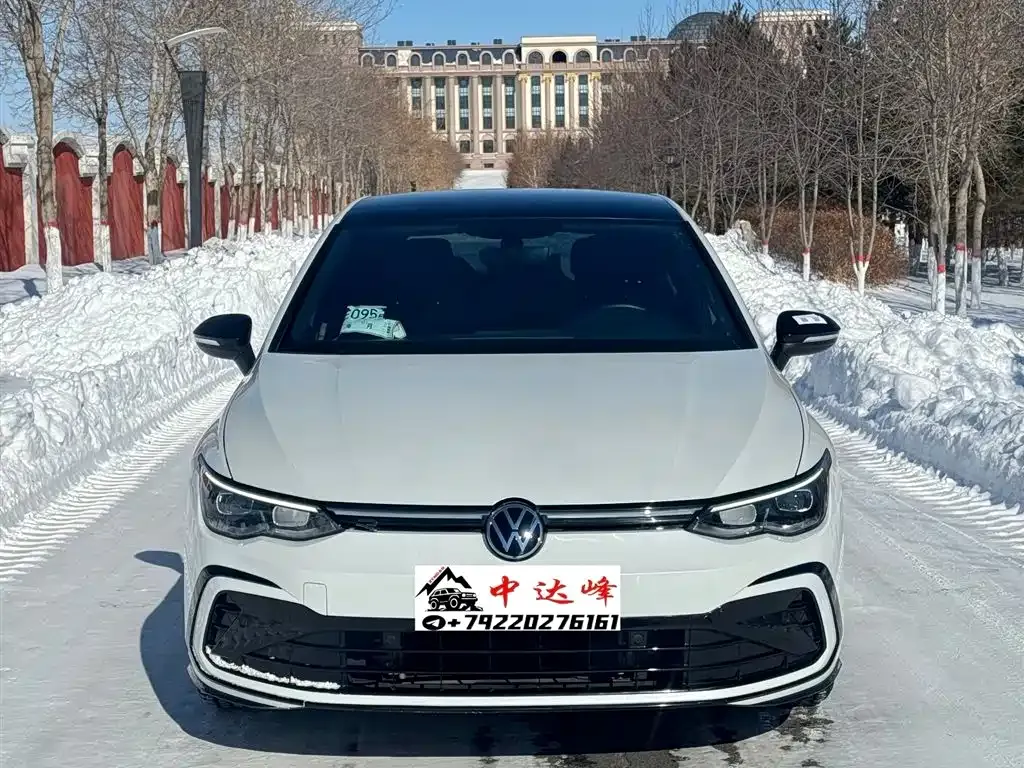 Volkswagen Golf 2023 из CN, фото 8