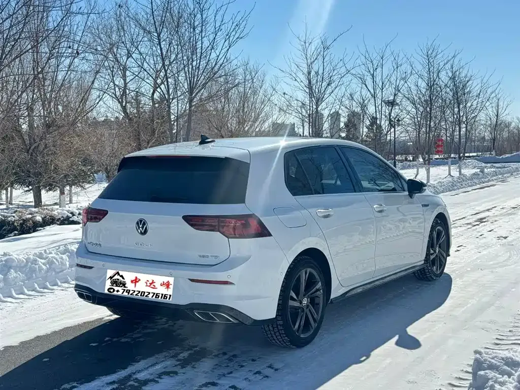 Volkswagen Golf 2023 из CN, фото 7