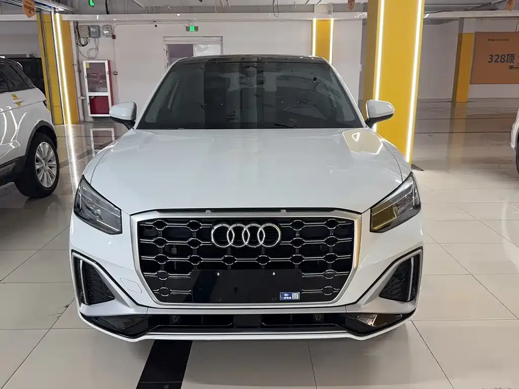 Audi Q2L 2022 из CN, фото 5