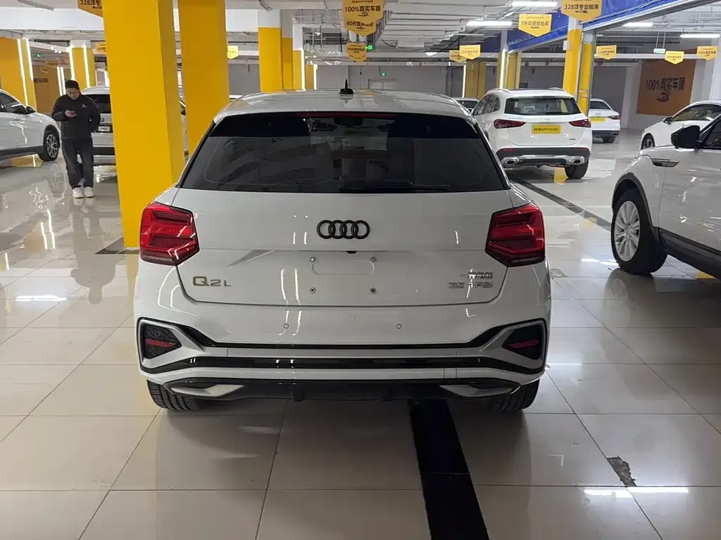 Audi Q2L 2022 из CN, фото 7
