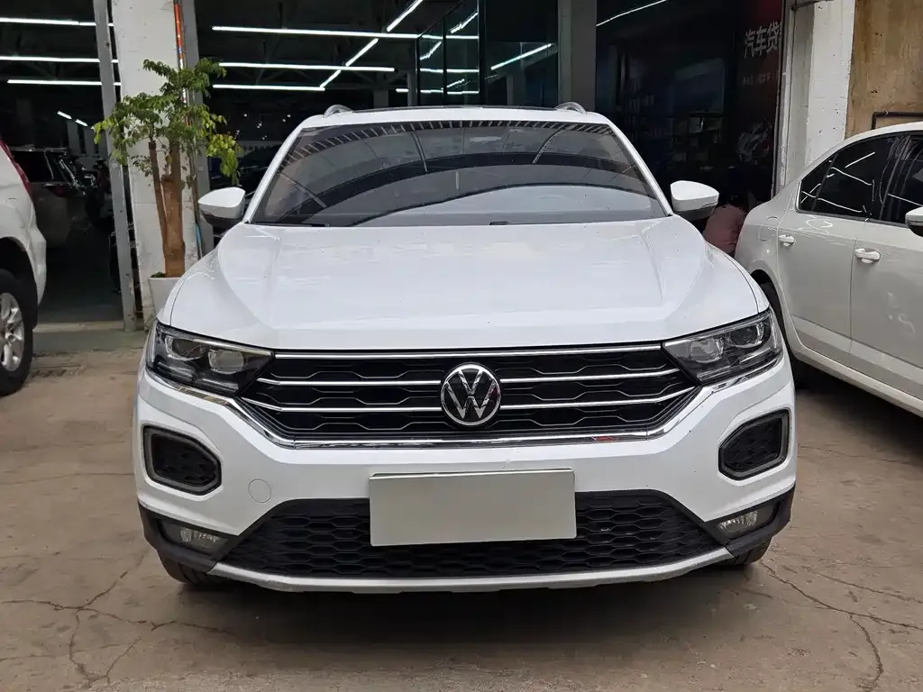 Volkswagen T-Roc 2023 из CN, фото 8