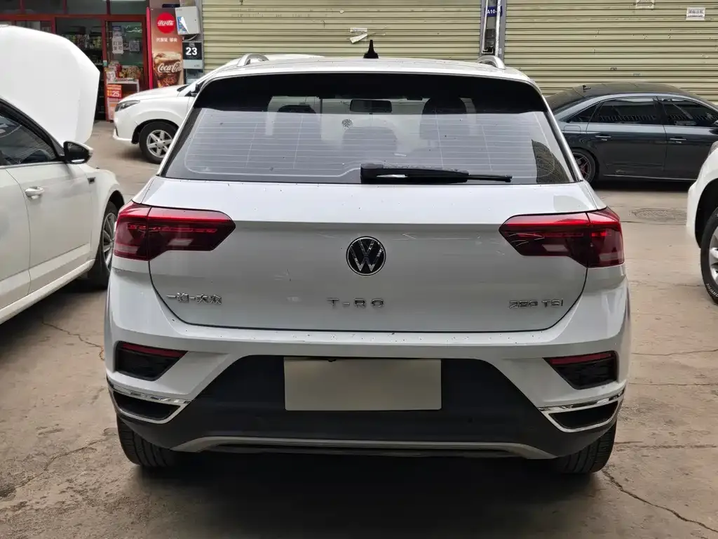 Volkswagen T-Roc 2023 из CN, фото 6