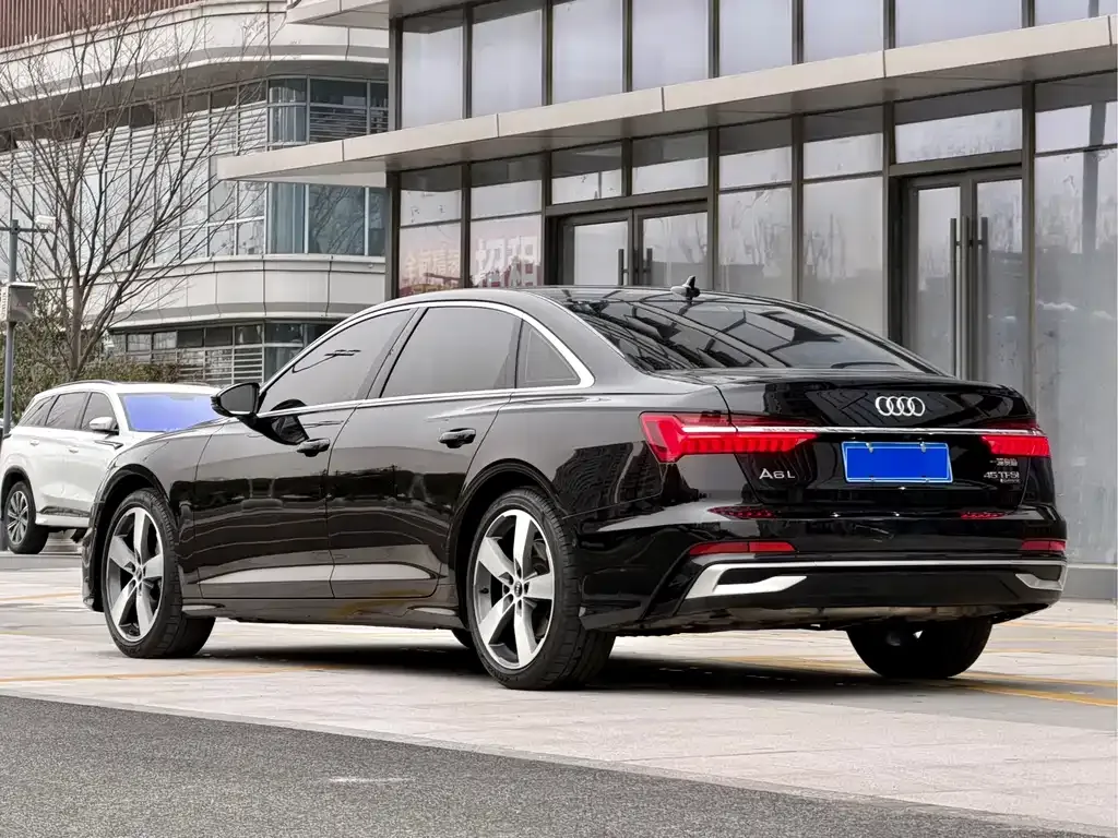 Audi A6L 2022 из CN, фото 3