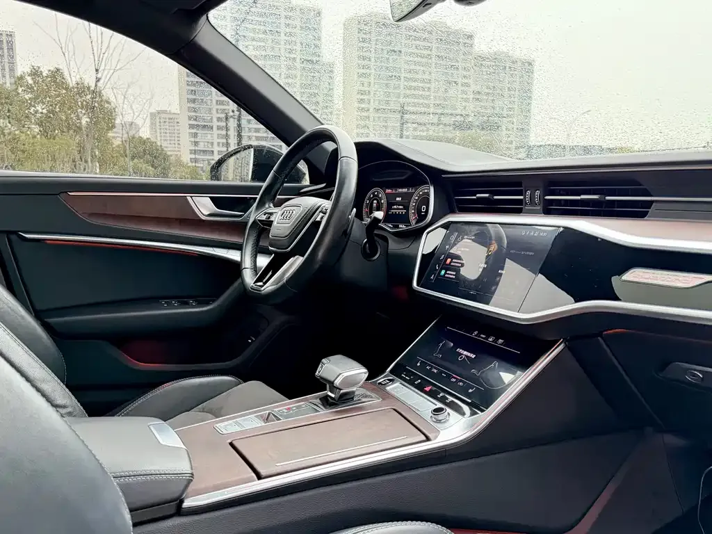 Audi A6L 2022 из CN, фото 6