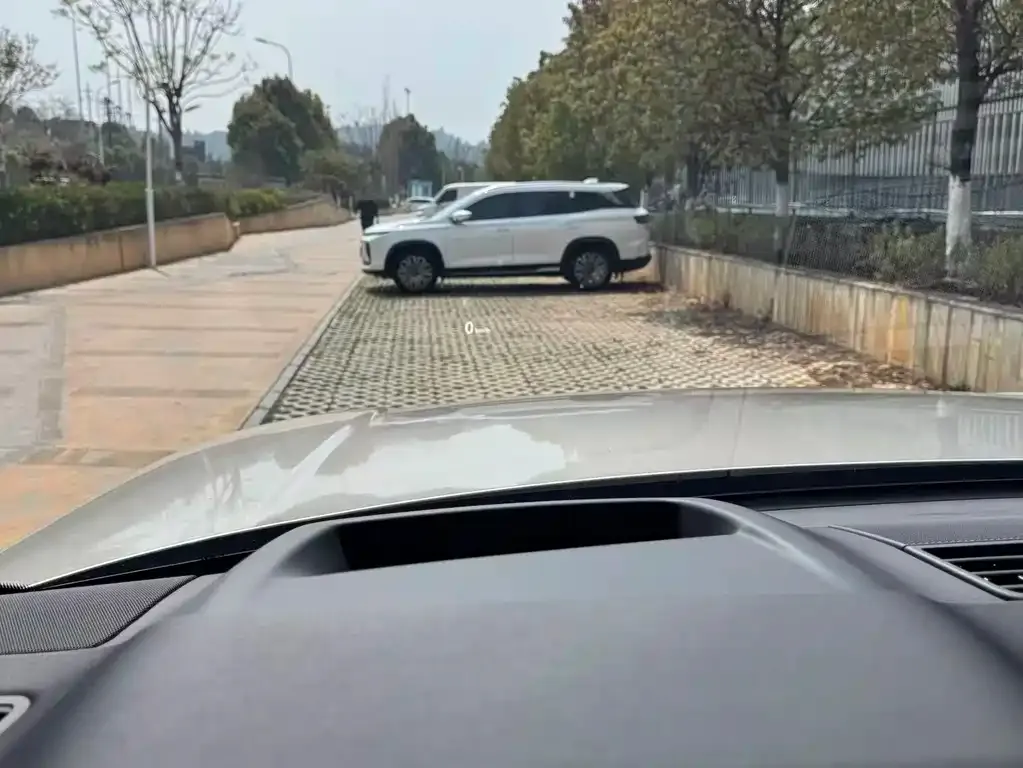 Land Rover Range Rover 2022 из CN, фото 2