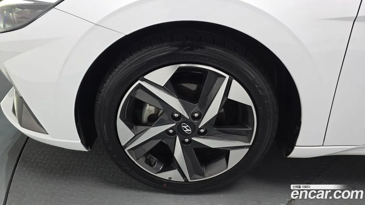 Hyundai AVANTE 2021 из KR, фото 6