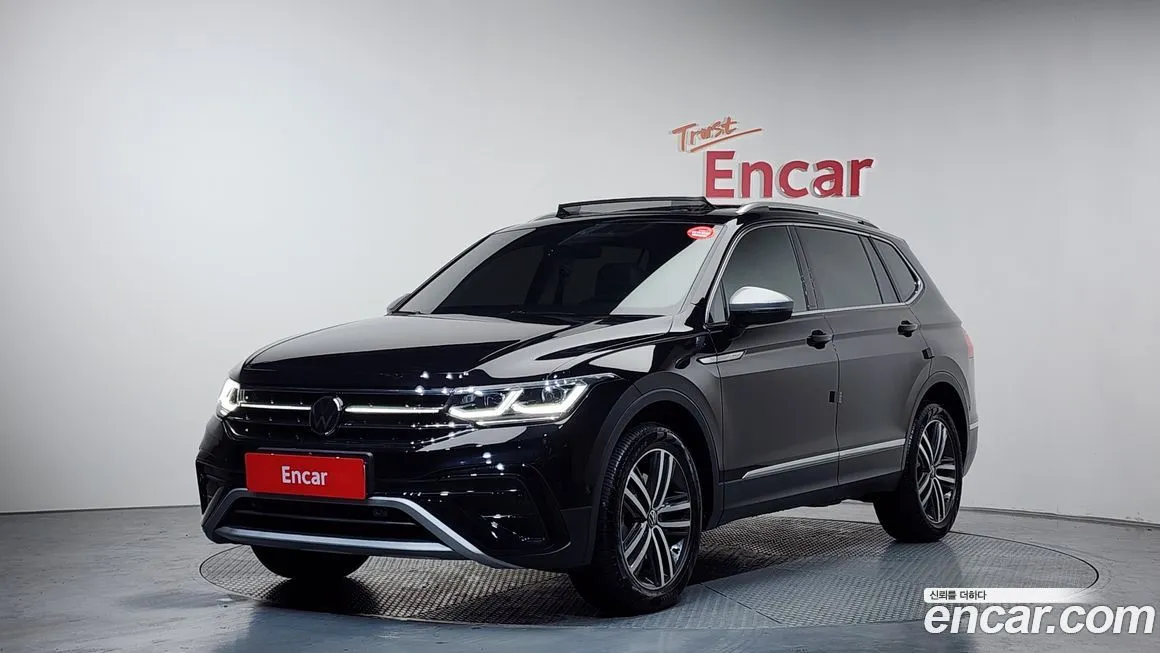 Volkswagen Tiguan — фото 1