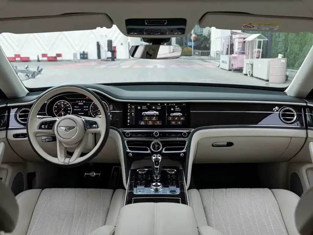 Bentley Flying Spur 2021 из CN, фото 7