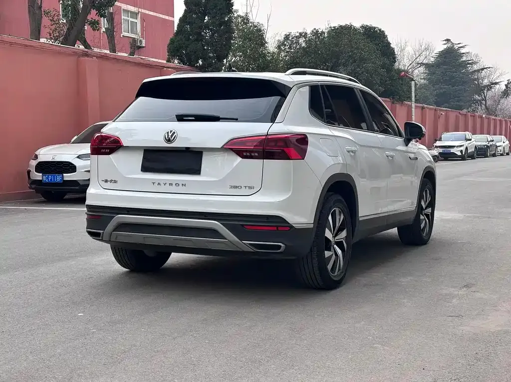 Volkswagen Tayron 2022 из CN, фото 10