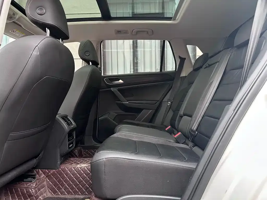 Volkswagen Tayron 2022 из CN, фото 9