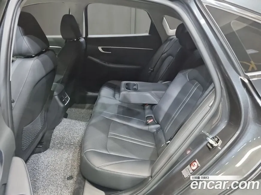 Hyundai Sonata 2022 из KR, фото 10