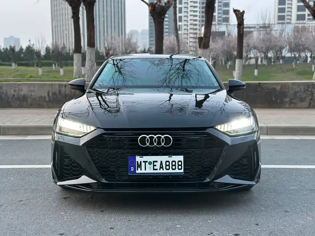 Audi A7 2023 из CN, фото 2
