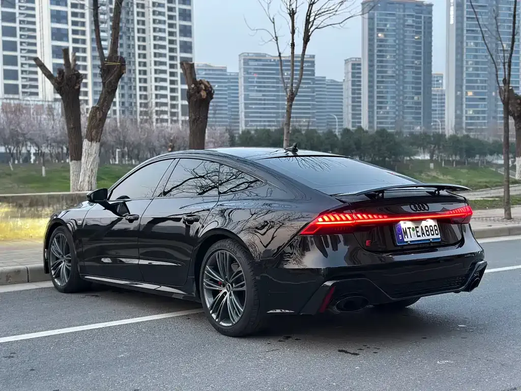 Audi A7 2023 из CN, фото 5