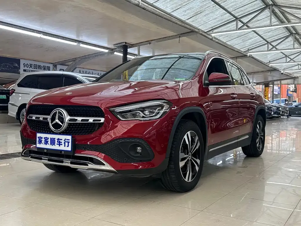 Mercedes-Benz GLA 2023 из CN, фото 1