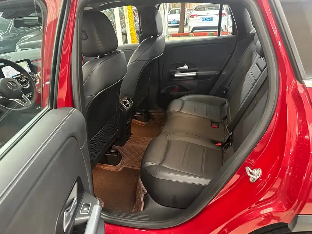 Mercedes-Benz GLA 2023 из CN, фото 4