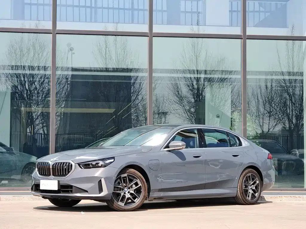 BMW i5 2026 из CN, фото 1