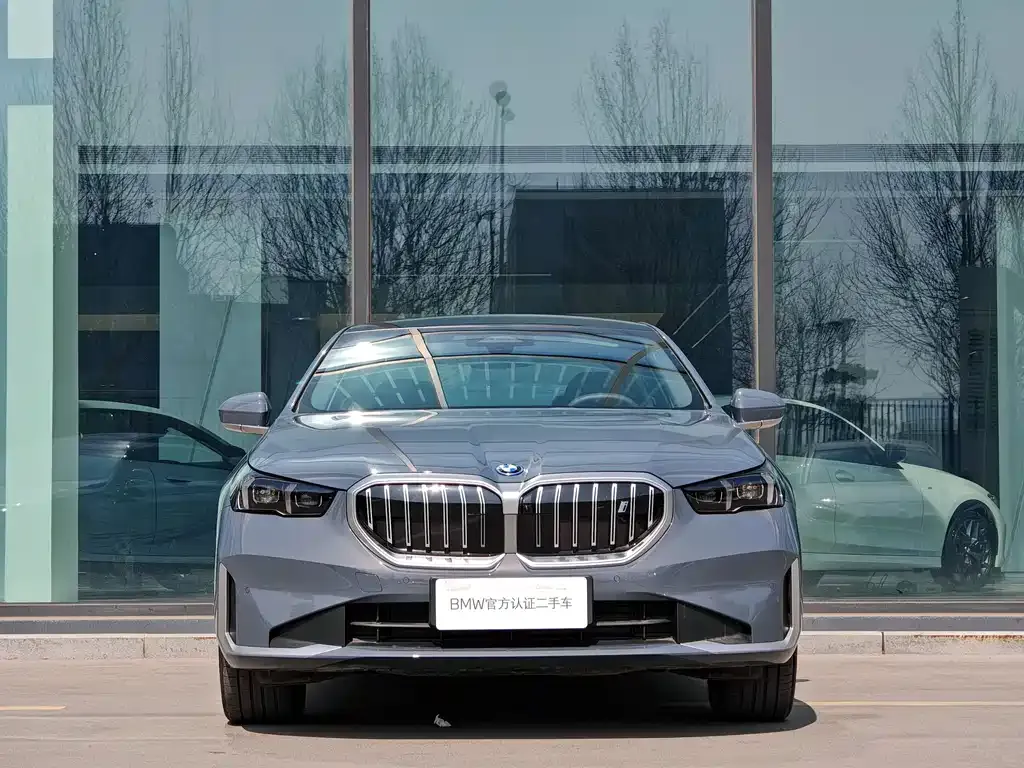 BMW i5 2026 из CN, фото 2